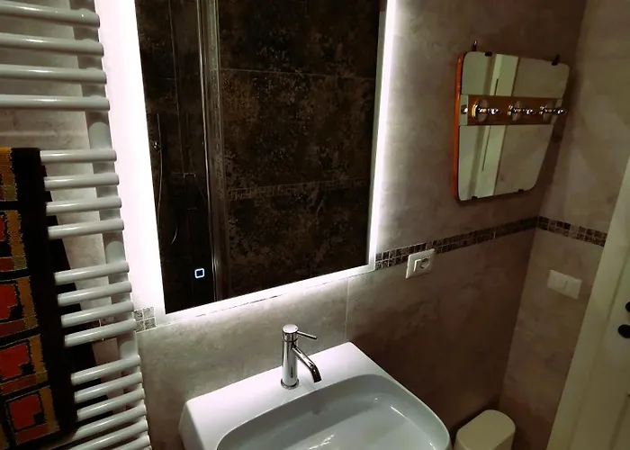 Romyhome ! Monte Mario Train Station - Gemelli Apartment Rom